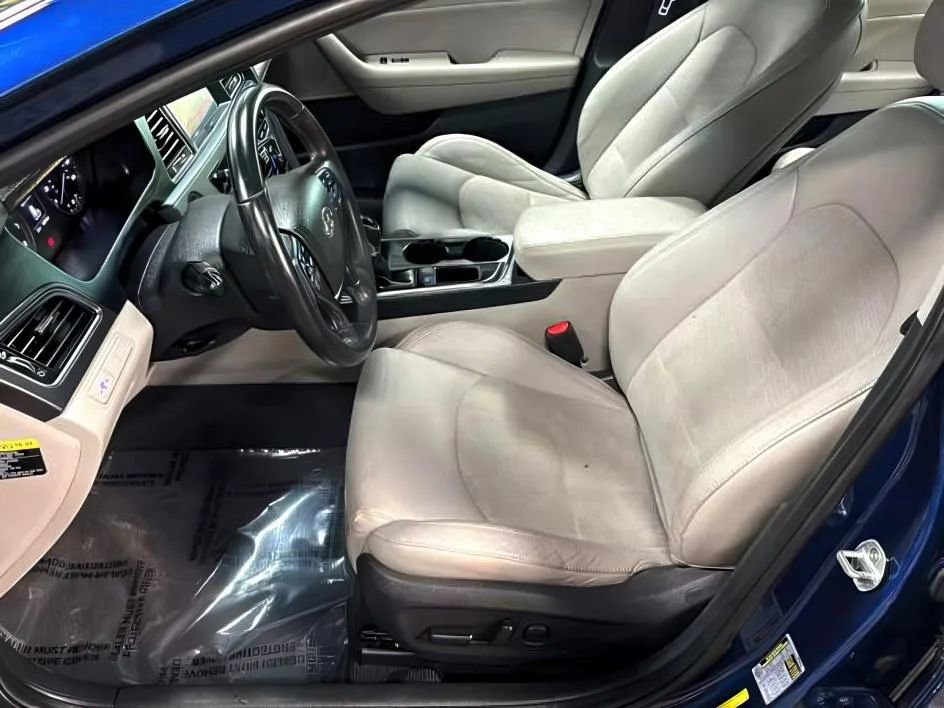 Used 2017 Hyundai Sonata Sport w/ Value Edition Package 02 image 9