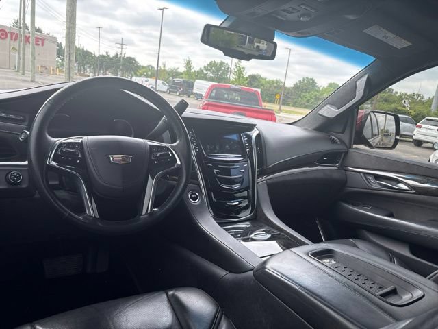 Used 2016 Cadillac Escalade Platinum AWD/4WD image 9