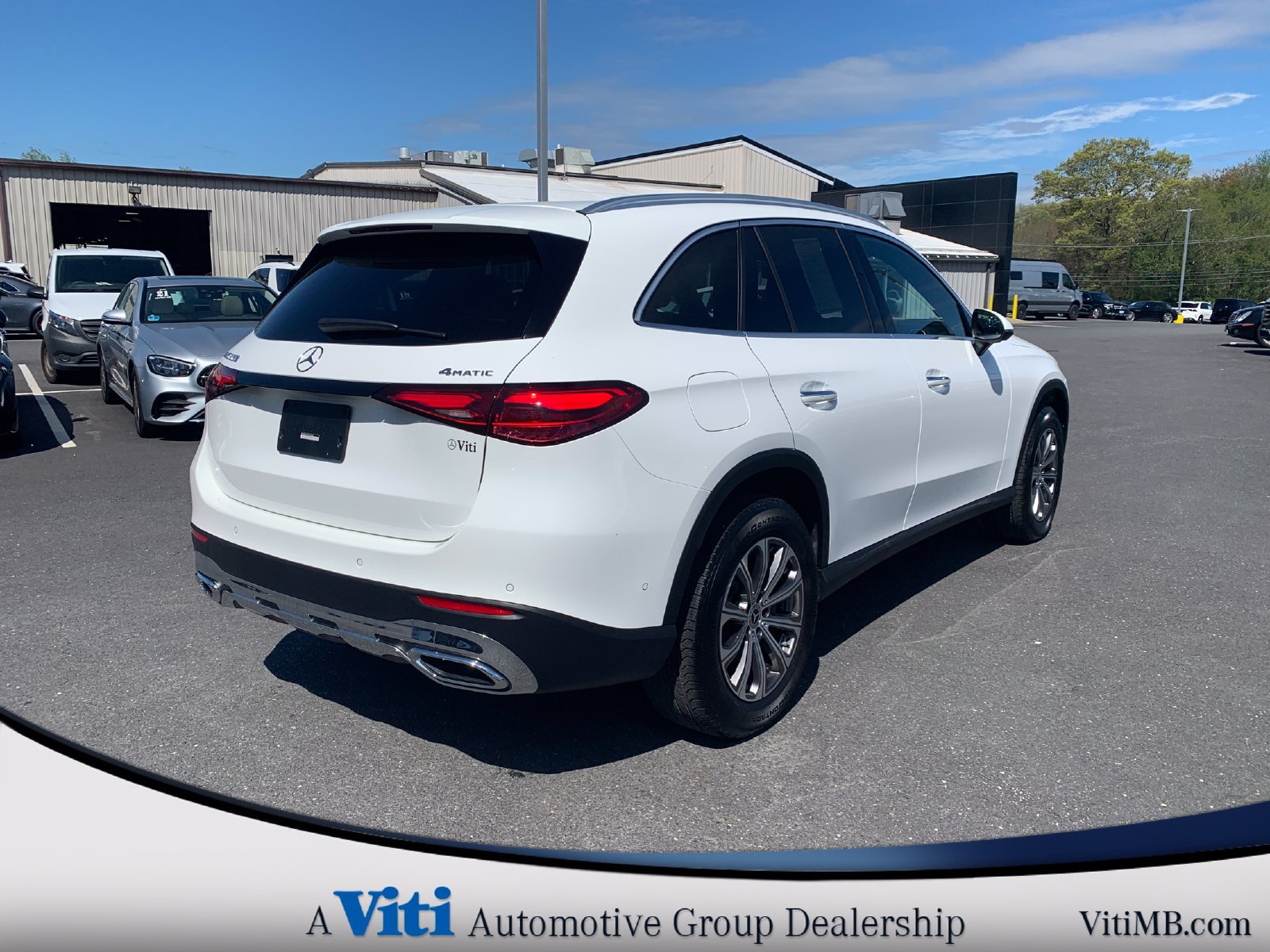 Used 2024 Mercedes-Benz GLC 300 4MATIC image 8