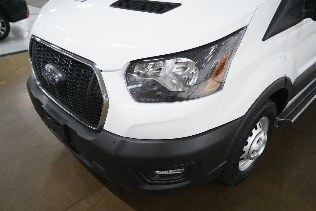 Used 2024 Ford Transit 250 Low Roof AWD w/ Exterior Upgrade Package image 22