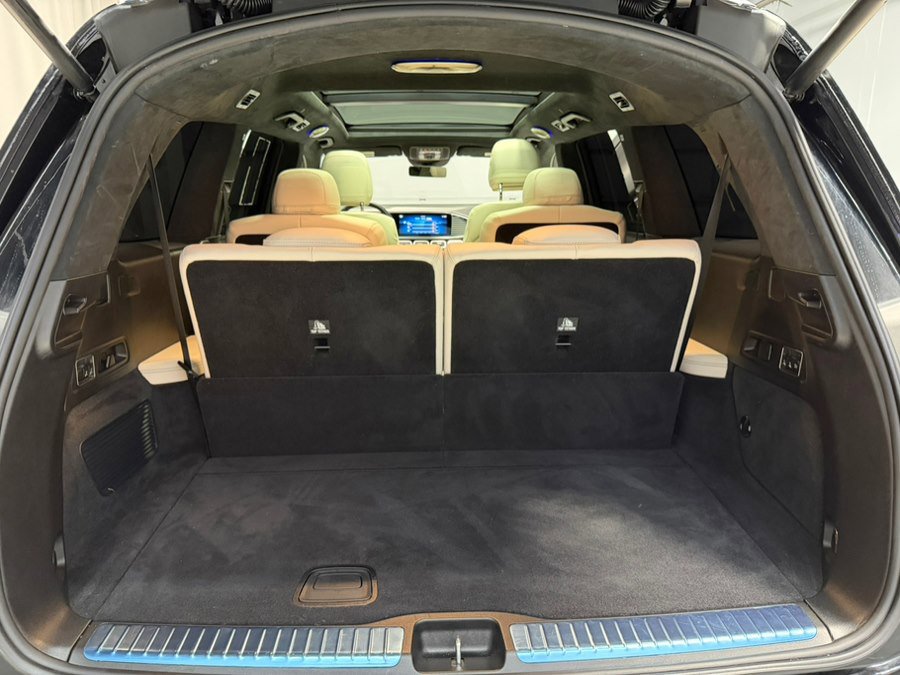 Used 2024 Mercedes-Benz GLS 63 AMG 4MATIC image 42