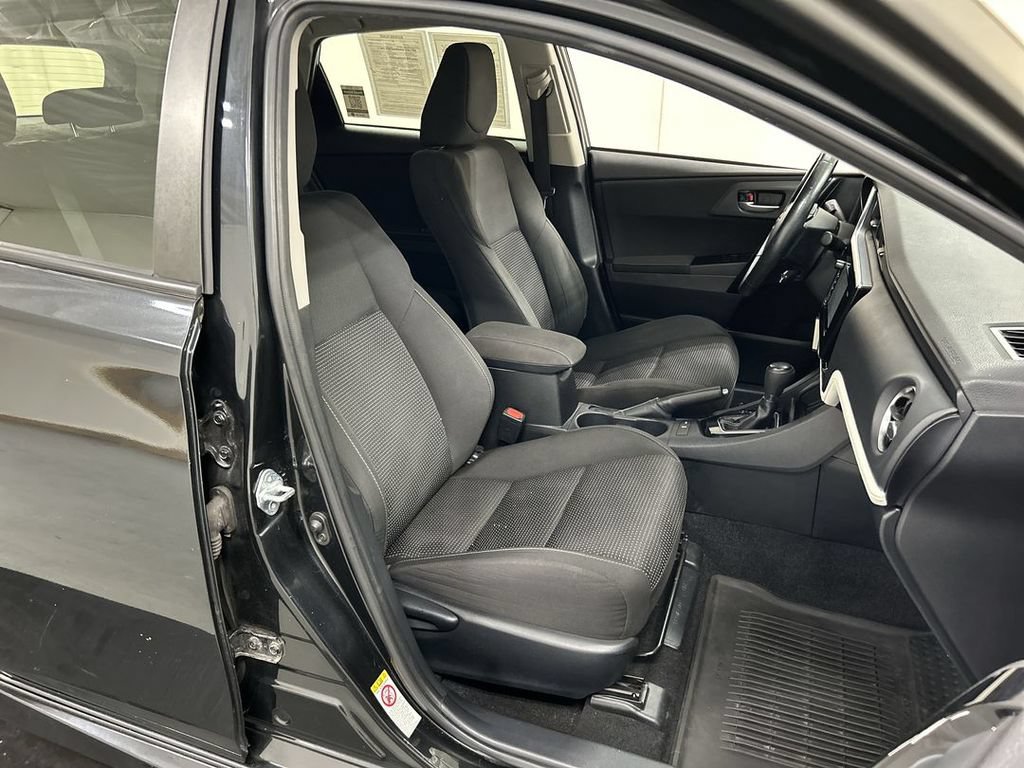 Used 2018 Toyota Corolla iM w/ All-Weather Mat Package FWD image 22
