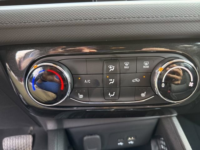 Used 2026 Chevrolet TrailBlazer LT w/ LT Cold Weather Package image 17