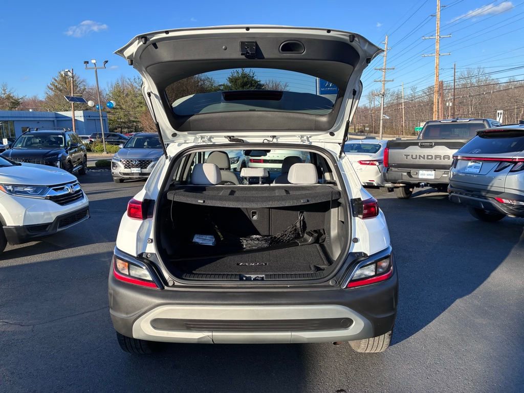 Used 2023 Hyundai Kona SEL w/ Cargo Package AWD/4WD image 11