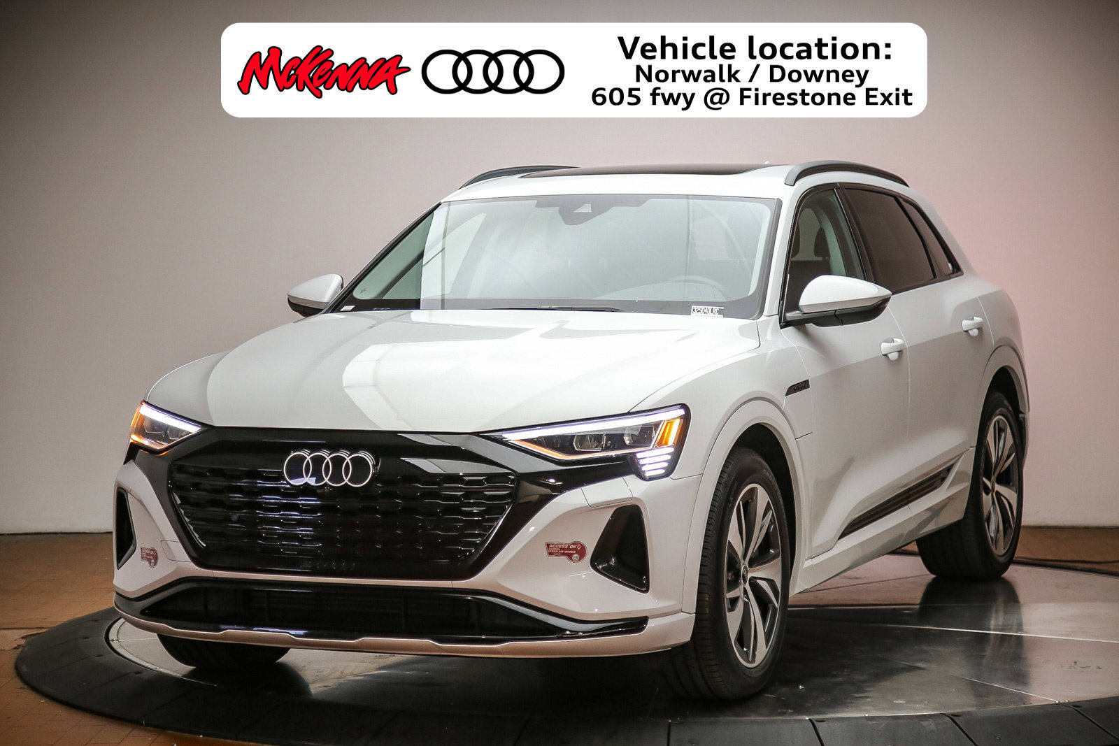 Certified 2024 Audi Q8 e-tron Premium