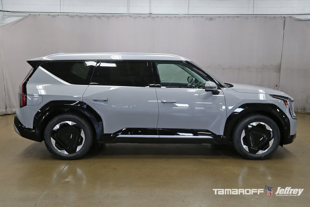 New 2026 Kia EV9 Land image 14