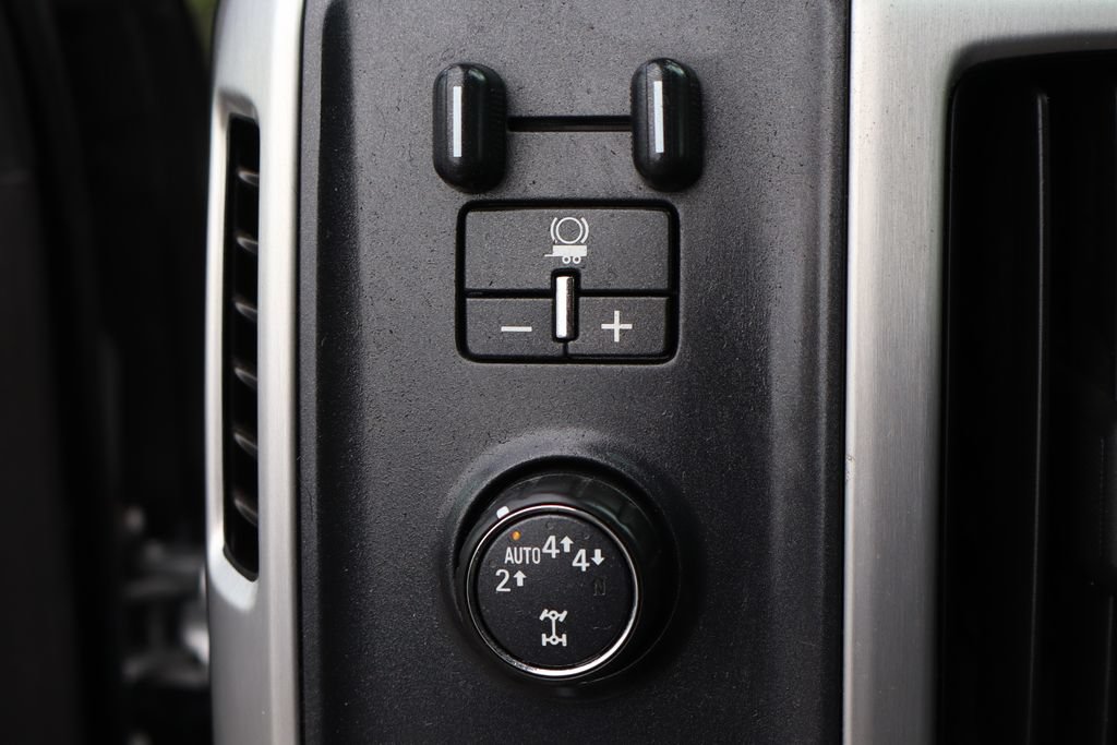 Used 2018 GMC Sierra 1500 SLT AWD/4WD image 25