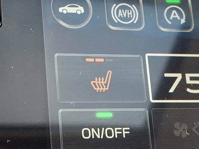 Used 2025 Subaru Legacy Limited image 25