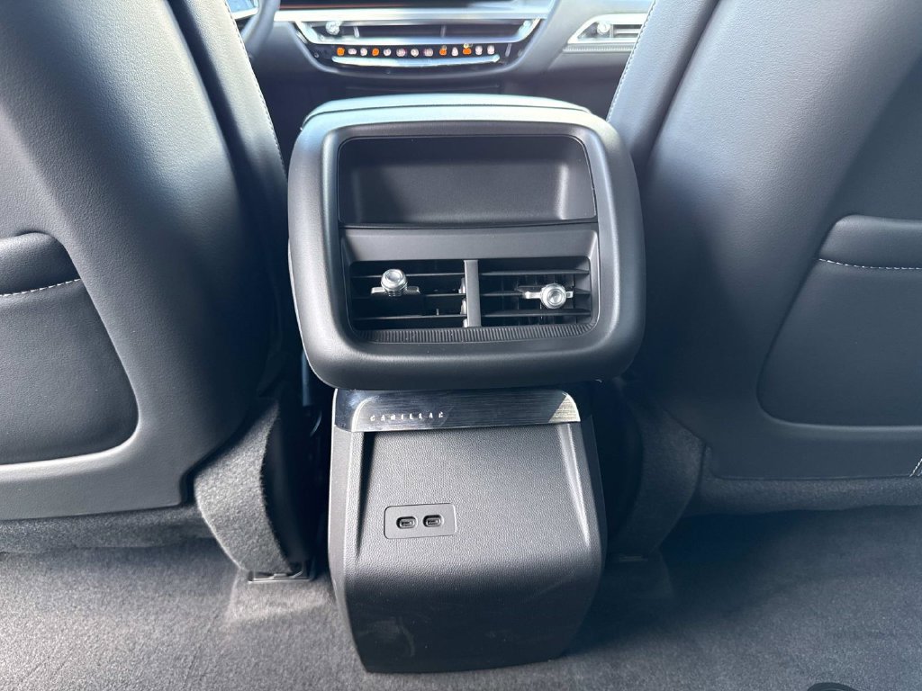 New 2026 Cadillac Lyriq Luxury RWD image 16