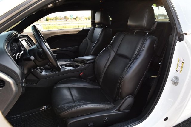 Used 2023 Dodge Challenger SXT w/ Plus Package RWD image 21
