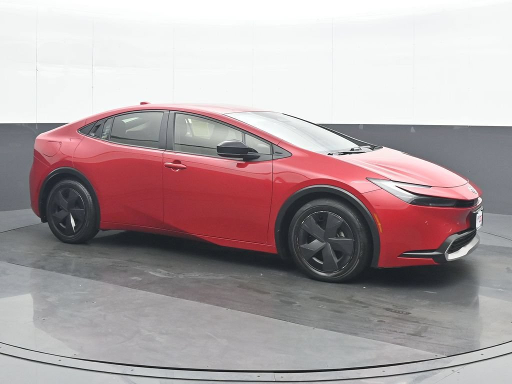 Used 2023 Toyota Prius Prime FWD image 8