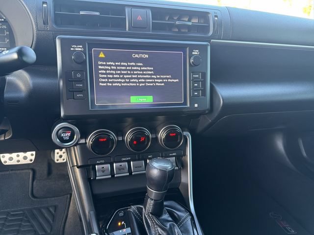 Used 2022 Toyota GR86 Premium RWD image 18