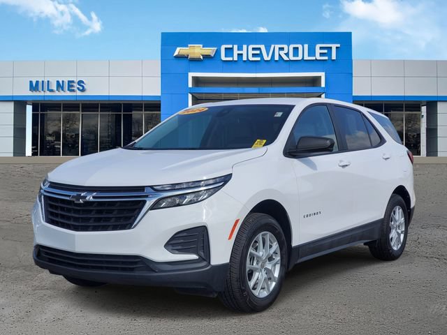 Certified 2024 Chevrolet Equinox LS w/ LS Convenience Package AWD/4WD image 2