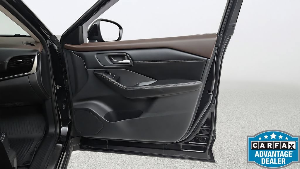 Used 2023 Nissan Rogue SL w/ SL Premium Package FWD image 41
