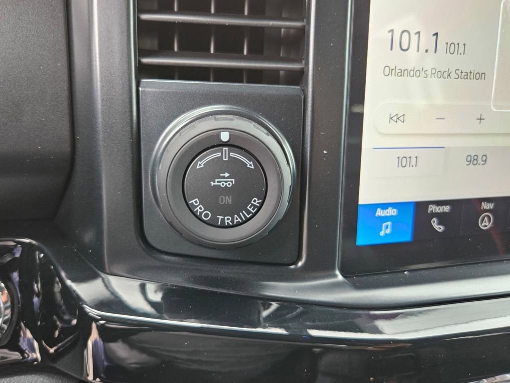 New 2026 Ford F250 Lariat w/ Black Appearance Package image 19