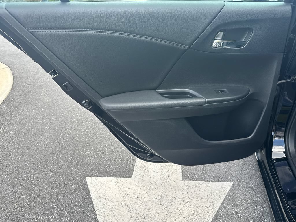 Used 2014 Honda Accord EX-L image 21