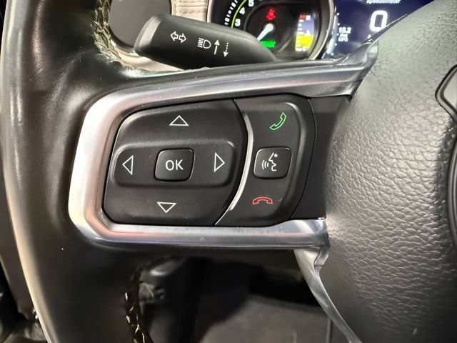 Used 2021 Jeep Wrangler Unlimited Sahara AWD/4WD image 32