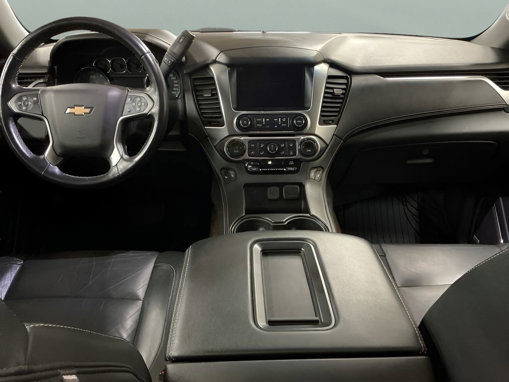 Used 2019 Chevrolet Suburban LT image 27