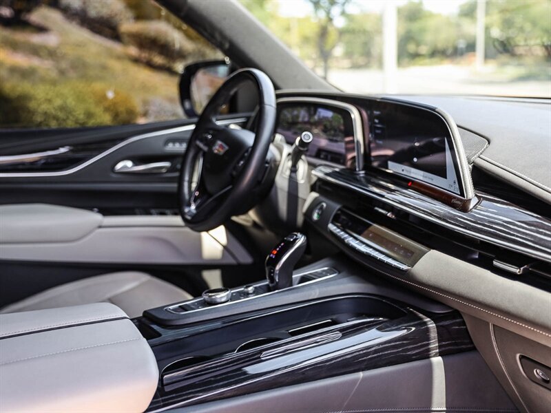 Used 2022 Cadillac Escalade Sport w/ Touring Package AWD/4WD image 23