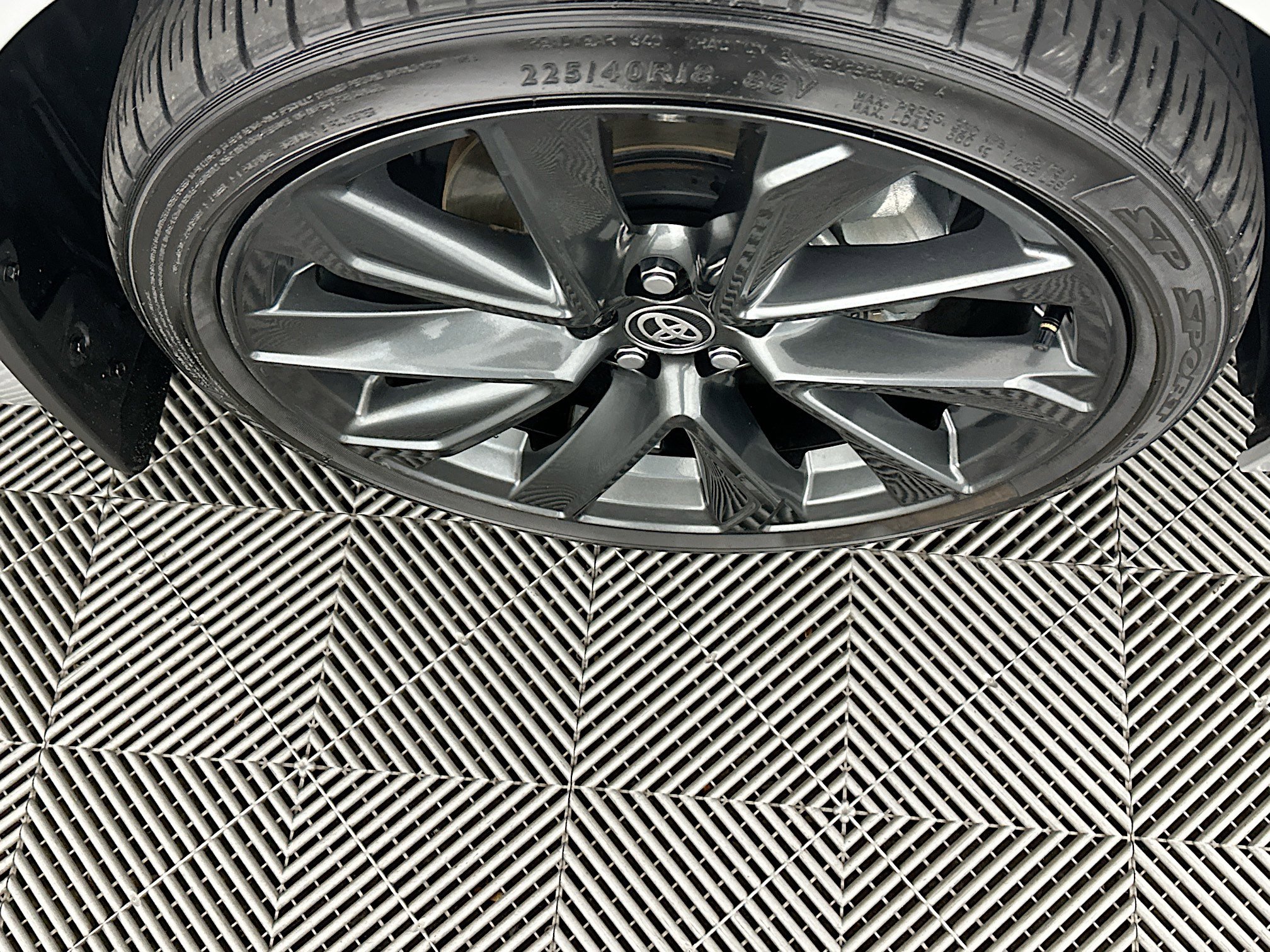 Used 2025 Toyota Corolla SE image 11