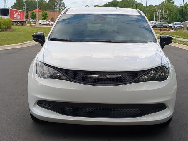 New 2025 Chrysler Voyager LX FWD image 16