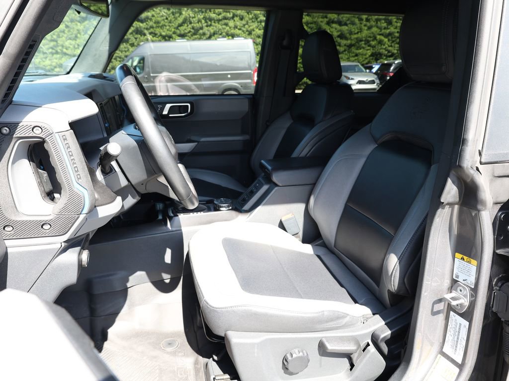 Used 2022 Ford Bronco Black Diamond AWD/4WD image 12