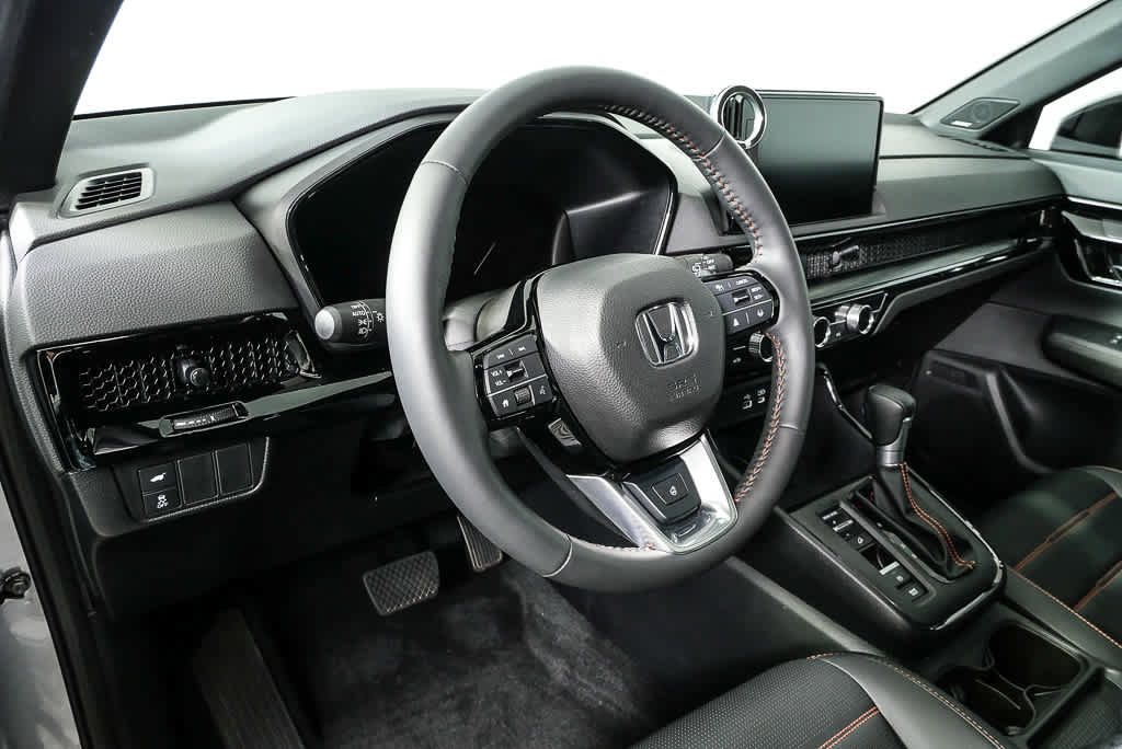 Used 2024 Honda CR-V Sport Touring image 4