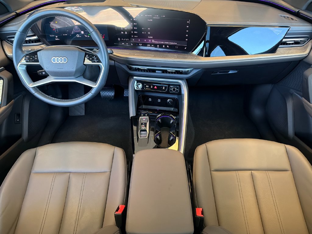 Certified 2025 Audi Q5 Premium Plus w/ Premium Plus AWD/4WD image 17