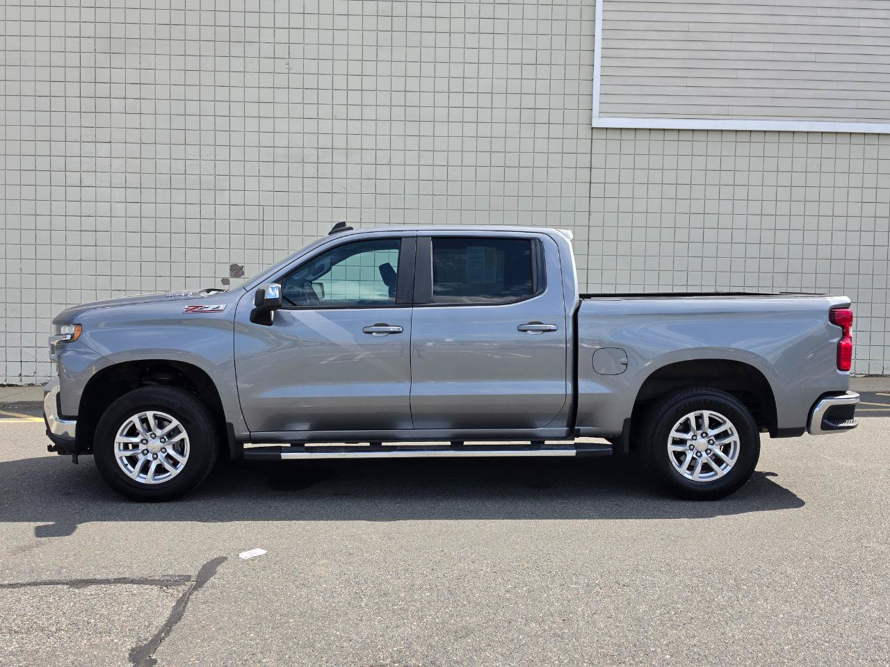 Used 2020 Chevrolet Silverado 1500 LT w/ All-Star Edition AWD/4WD image 4