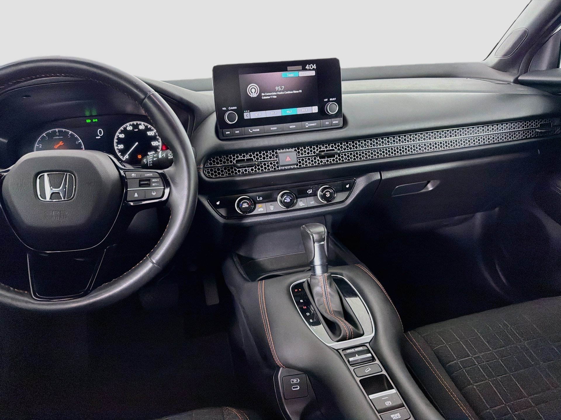 Used 2025 Honda HR-V Sport image 18