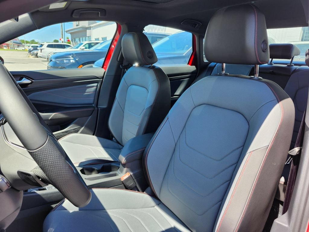 New 2026 Volkswagen Jetta GLI Autobahn FWD image 9