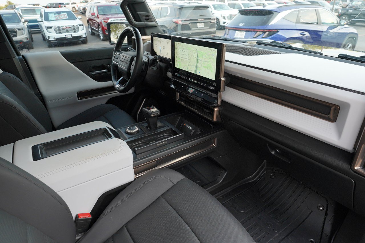 Used 2024 GMC Hummer EV 2X AWD/4WD image 24