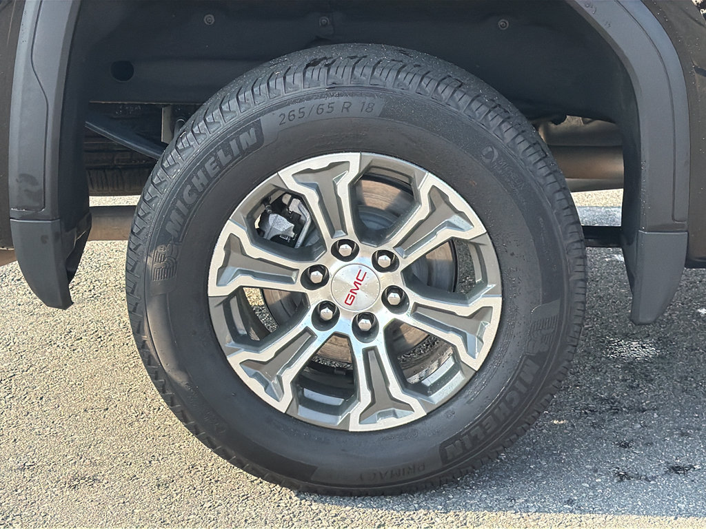 Used 2026 GMC Sierra 1500 SLT AWD/4WD image 36