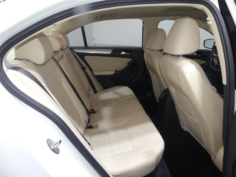 Used 2017 Volkswagen Jetta SE FWD image 28