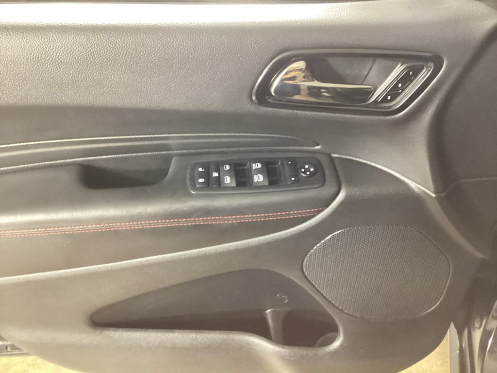 Used 2025 Dodge Durango R/T AWD/4WD image 11