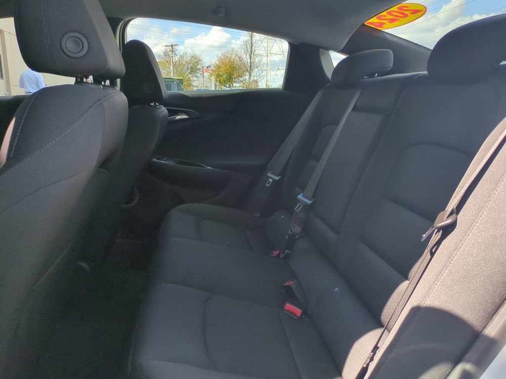 Used 2024 Chevrolet Malibu LT image 14