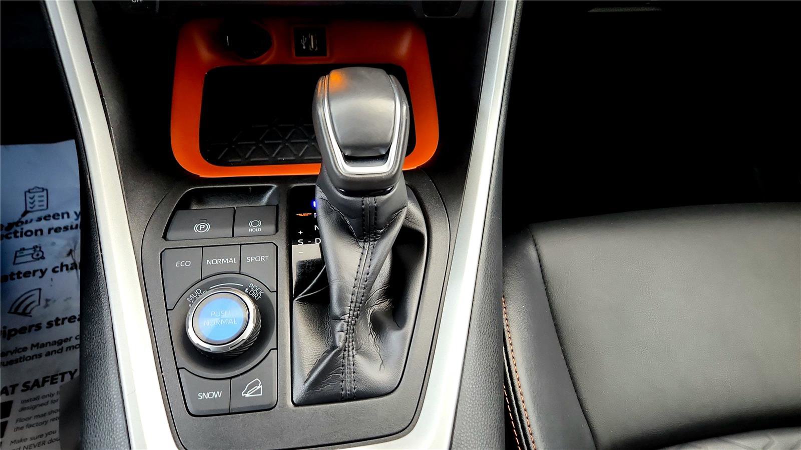 Used 2024 Toyota RAV4 Adventure image 28