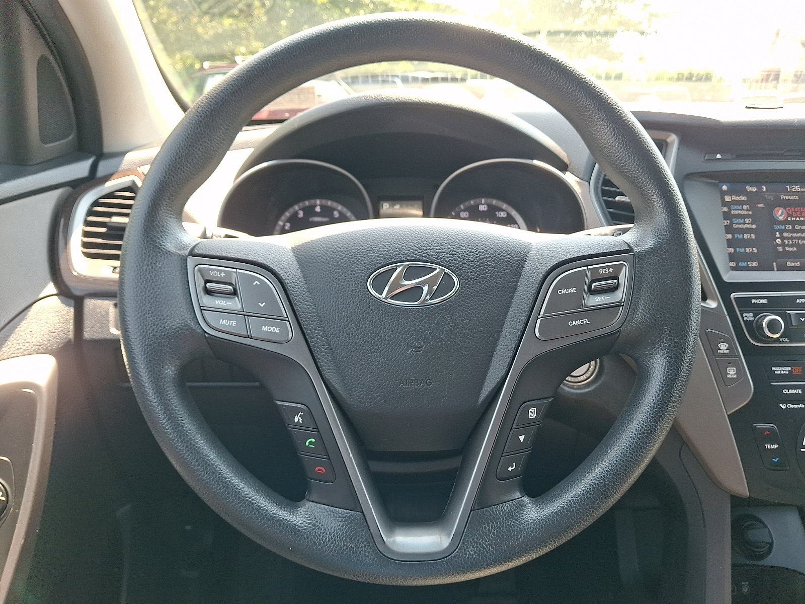 Used 2018 Hyundai Santa Fe Sport w/ 2.4L Value Package 02 FWD image 19