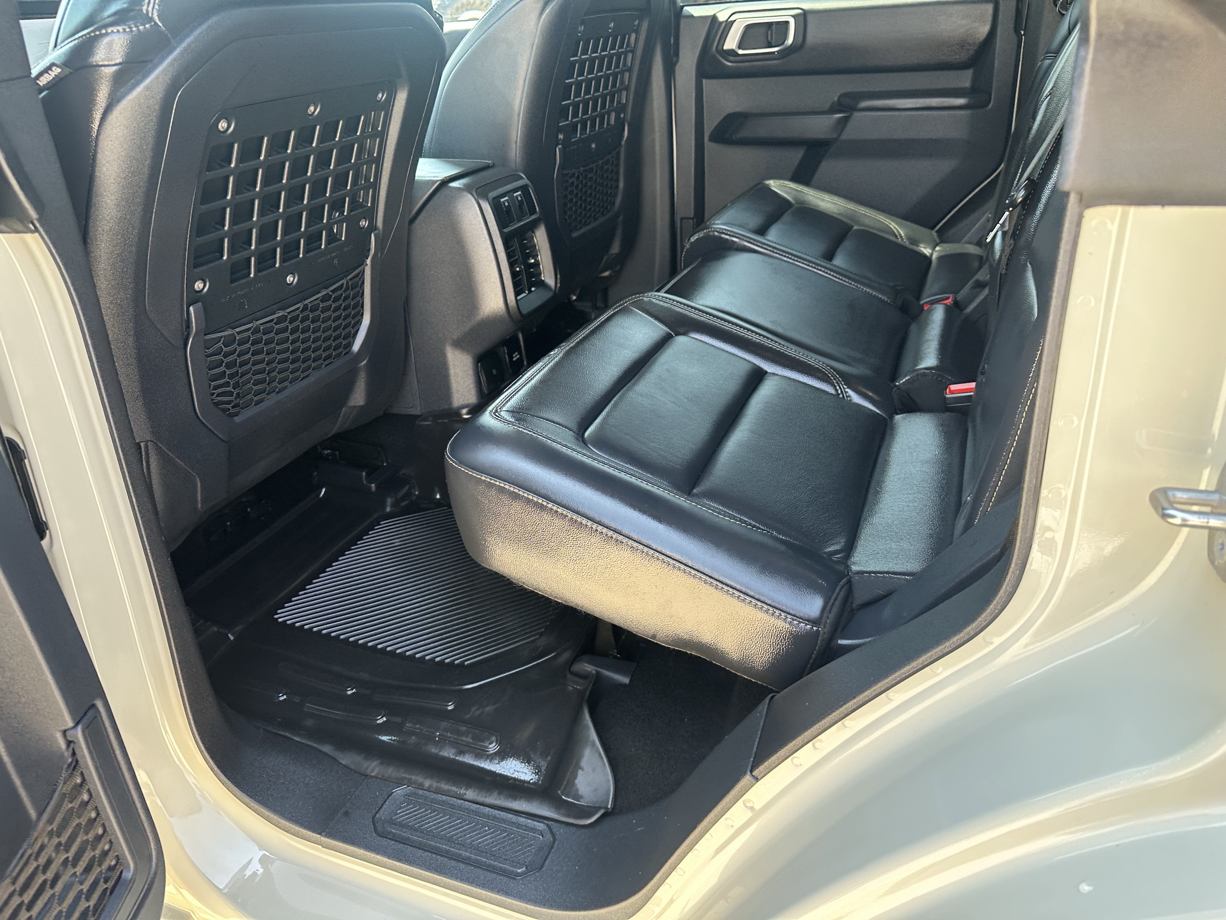 Used 2025 Ford Bronco Badlands AWD/4WD image 8