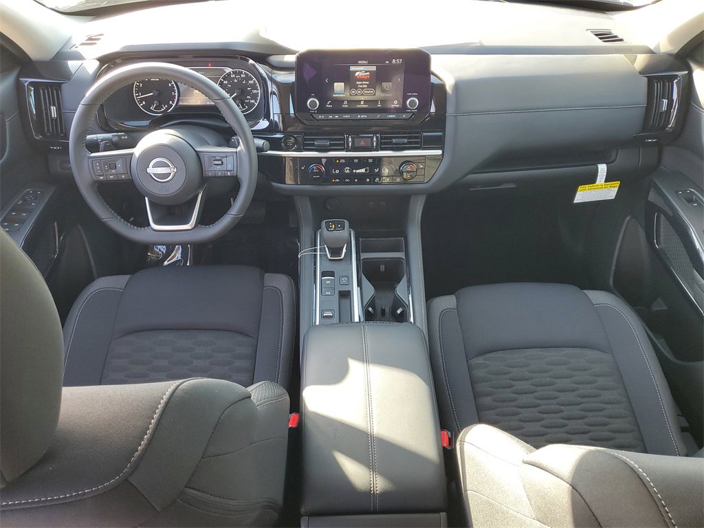 New 2025 Nissan Pathfinder SV w/ Cargo Package image 8