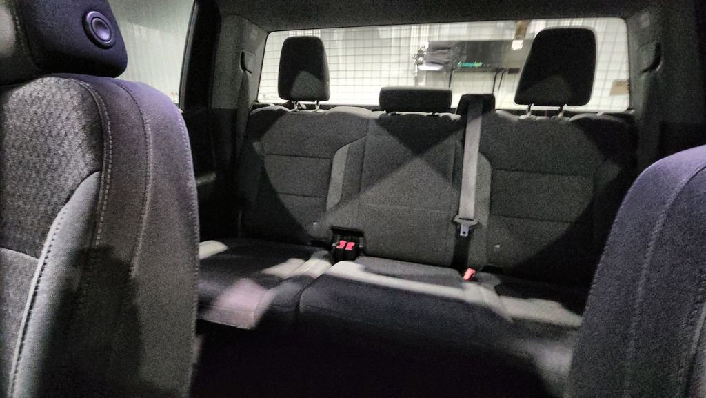 Used 2022 Chevrolet Silverado 1500 LT image 12