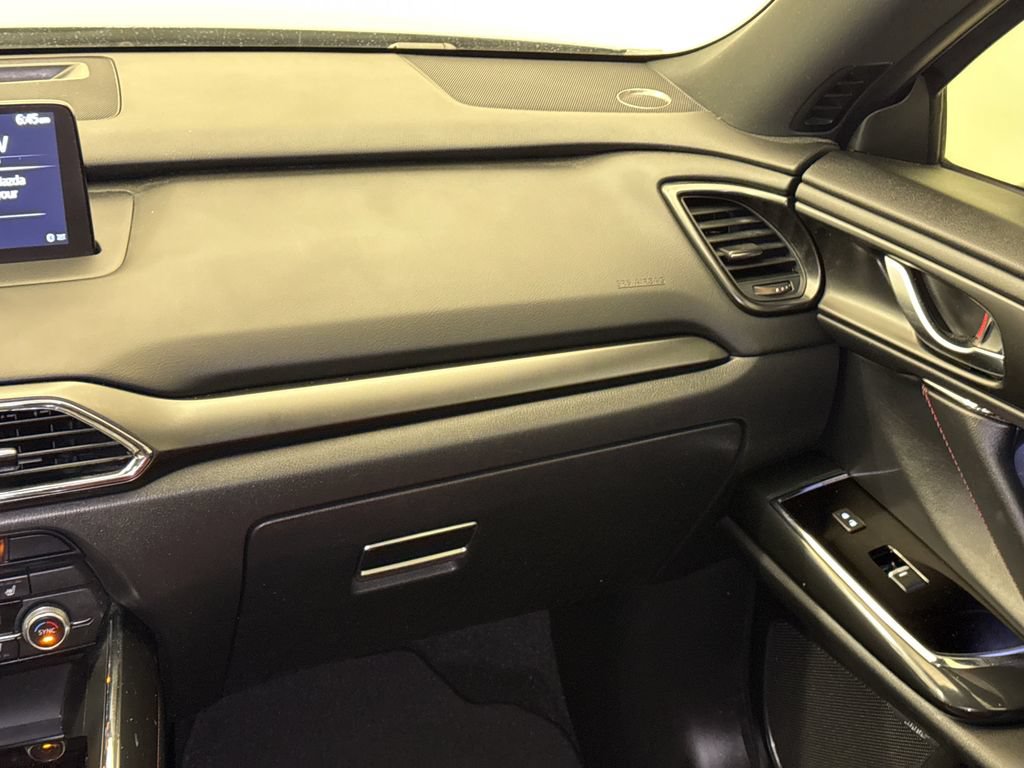 Used 2023 MAZDA CX-9 Carbon Edition AWD/4WD image 16