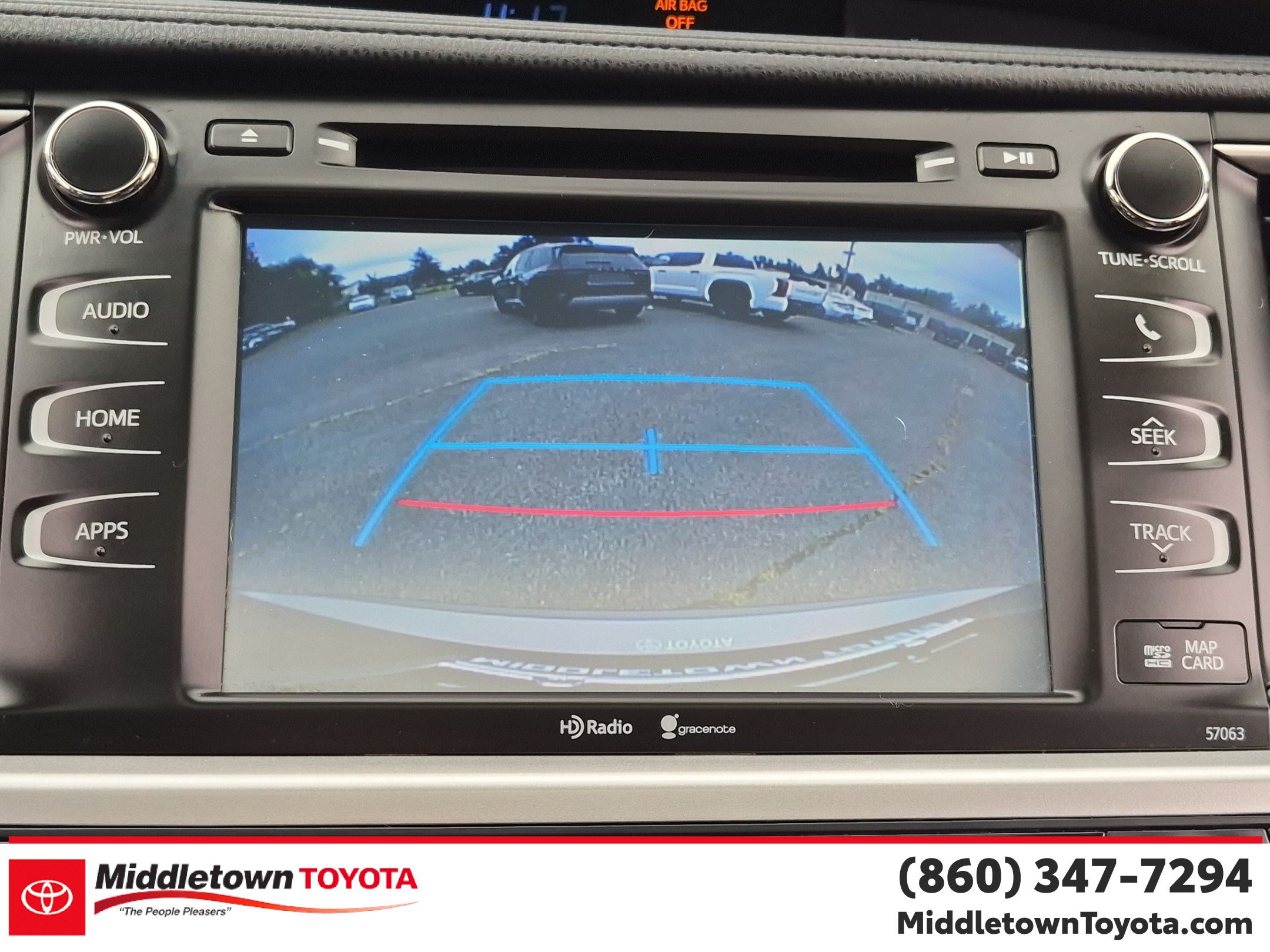 Used 2015 Toyota Highlander XLE AWD/4WD image 25