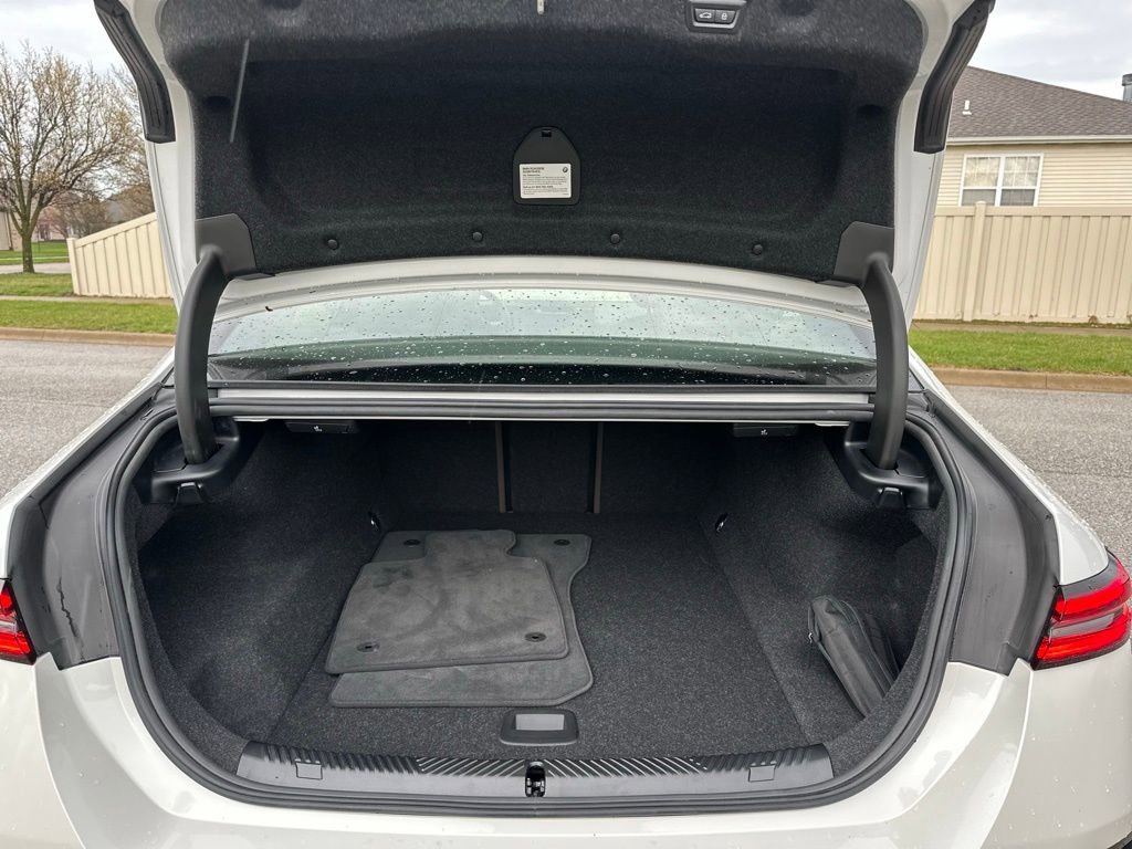 Certified 2024 BMW i5 M60 w/ Premium Package image 21