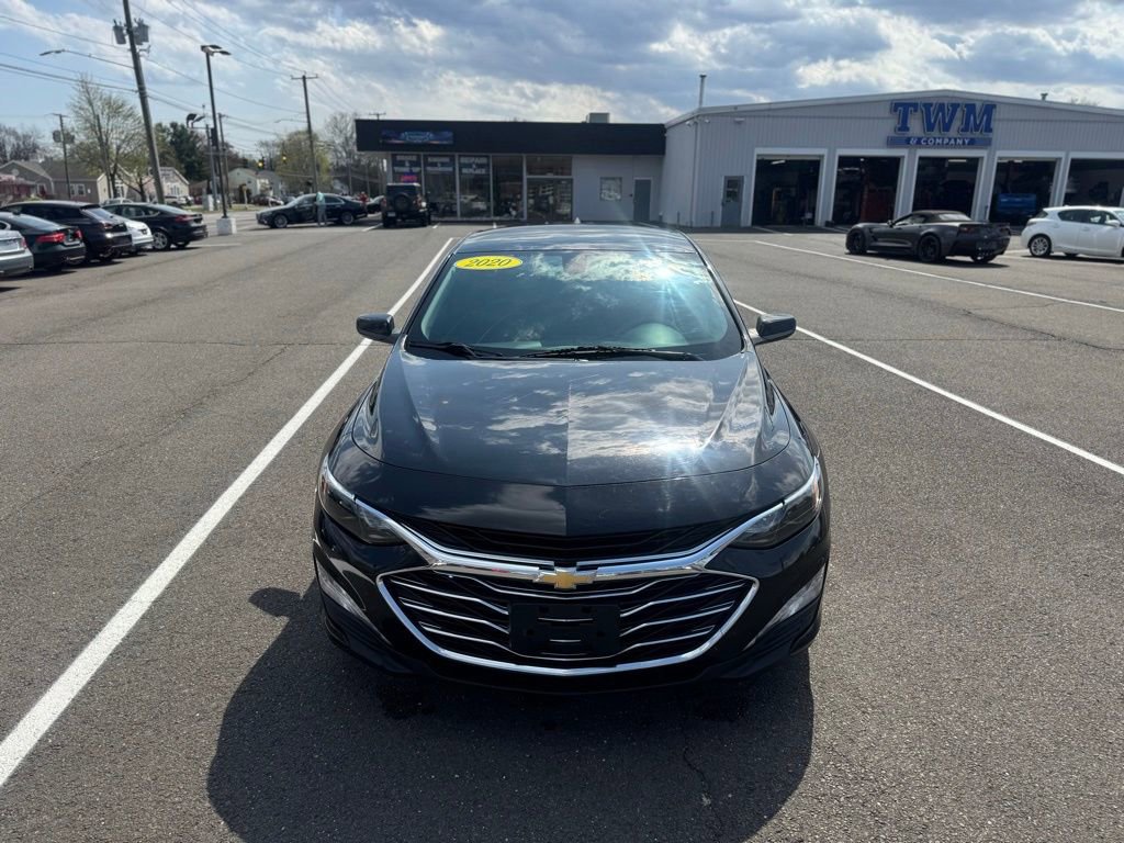 Used 2020 Chevrolet Malibu LT FWD image 2