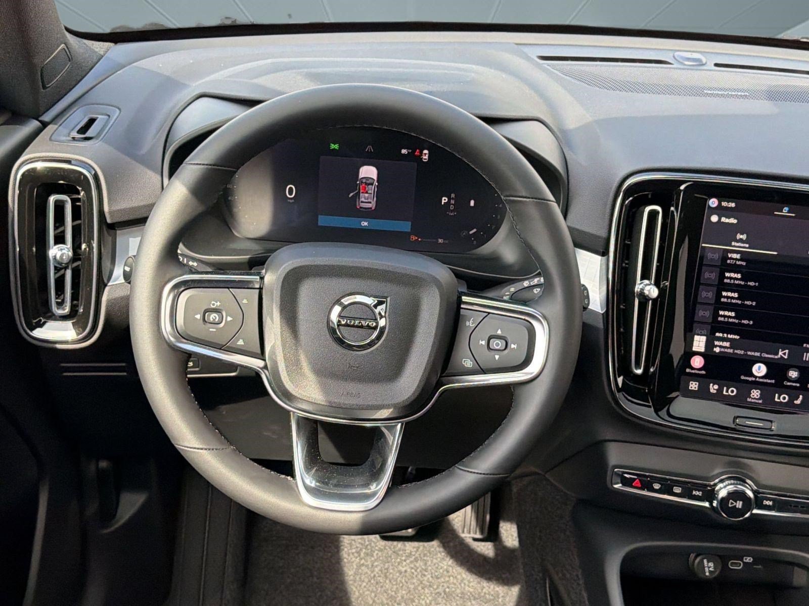 New 2026 Volvo XC40 B5 Ultra w/ Protection Package Premier AWD/4WD image 11
