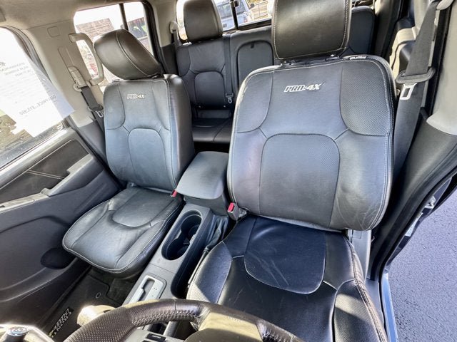 Used 2016 Nissan Frontier PRO-4X AWD/4WD image 12