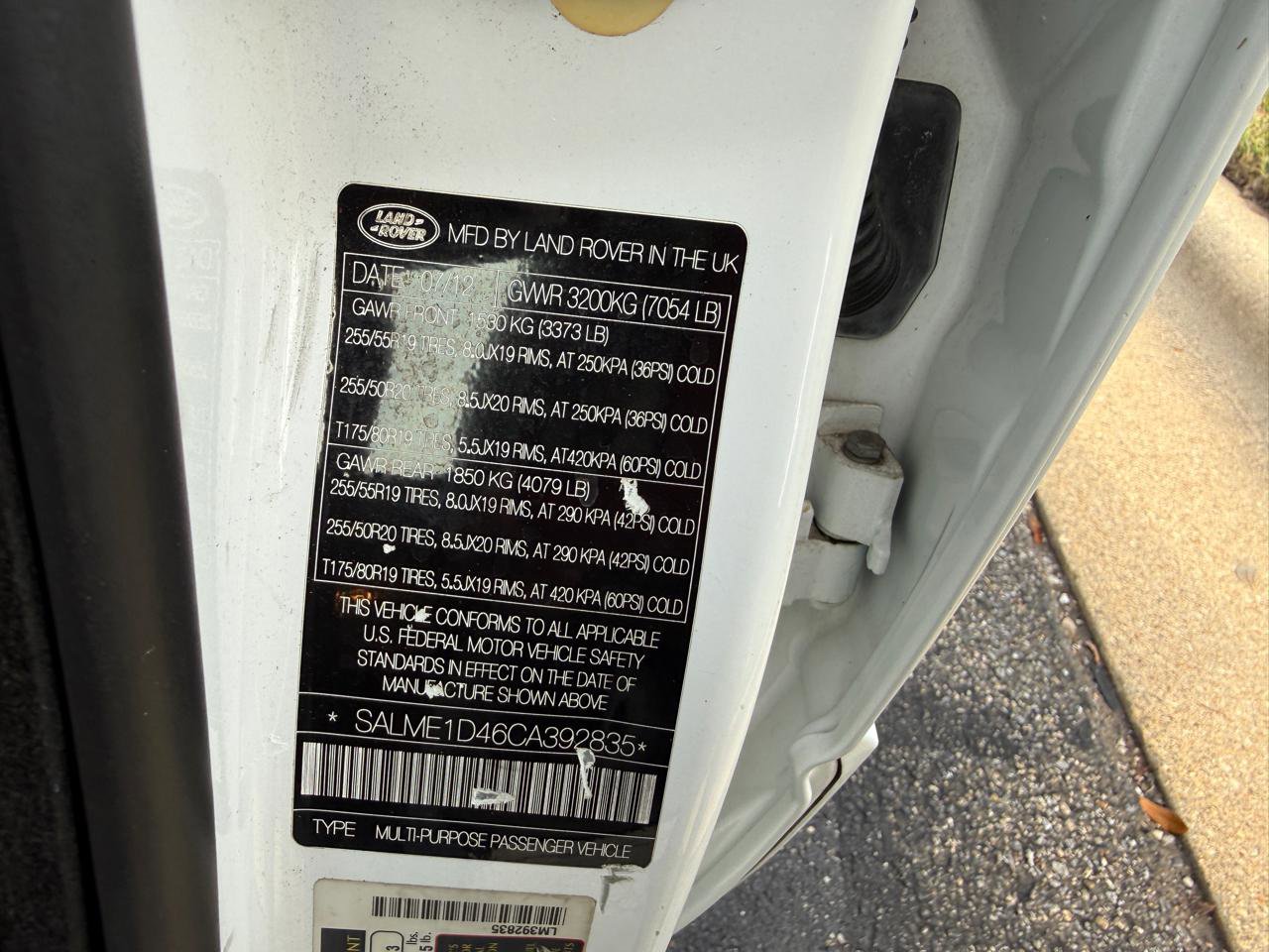 Used 2012 Land Rover Range Rover HSE image 10