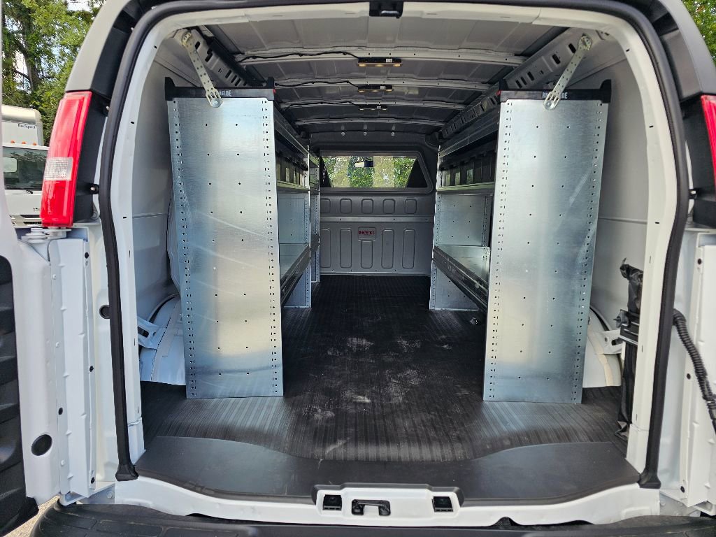 New 2025 GMC Savana 2500 Extended w/ Driver Convenience Package RWD image 22