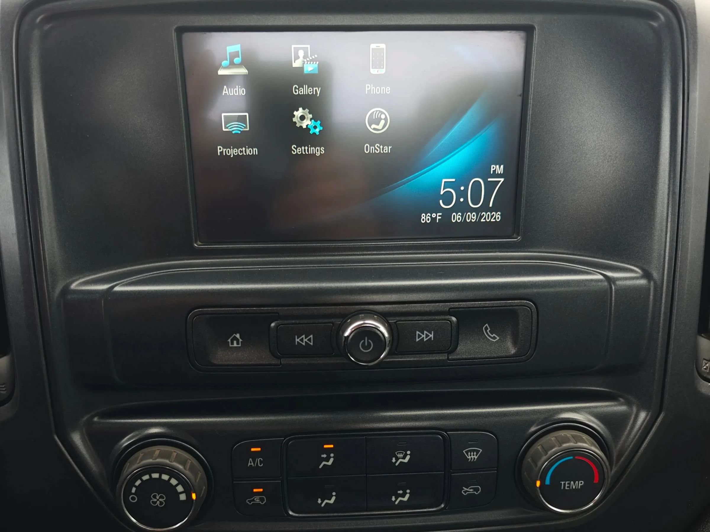 Used 2019 Chevrolet Silverado 2500 W/T AWD/4WD image 22